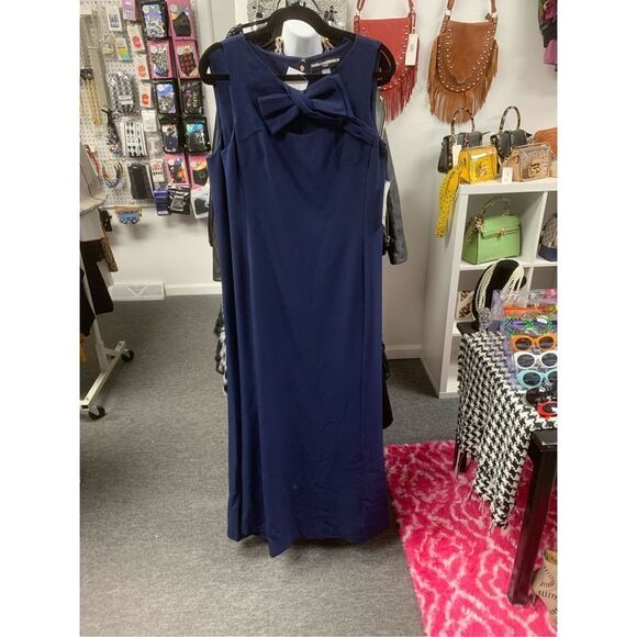 Karl Lagerfeld Bow Detail Dress - Picture 6 of 7